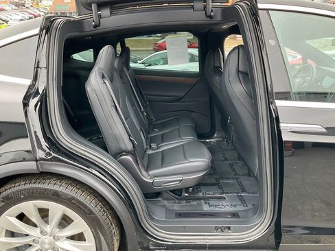 Used 2019 Tesla Model X Long Range AWD/4WD image 59