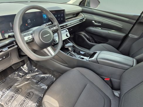 Certified 2025 Hyundai Tucson SEL FWD image 18