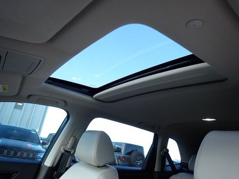 Used 2025 Honda CR-V EX-L image 15