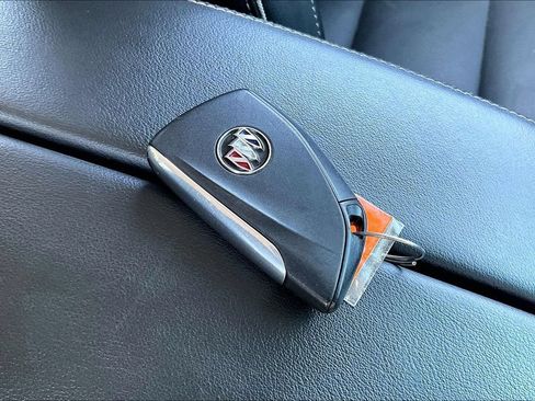 Used 2023 Buick Envision Essence FWD image 10