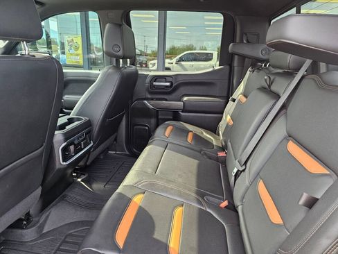 Used 2020 GMC Sierra 1500 AT4 w/ AT4 Premium Package AWD/4WD image 13