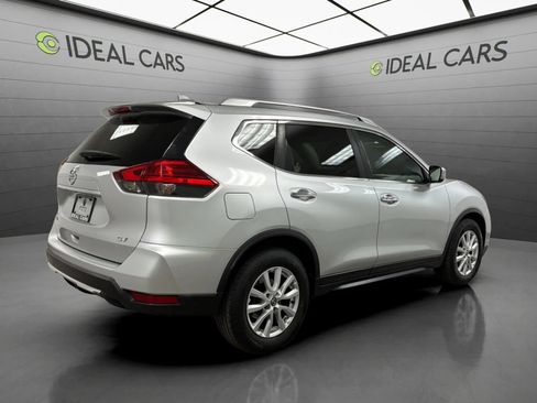 Used 2017 Nissan Rogue SV FWD image 5