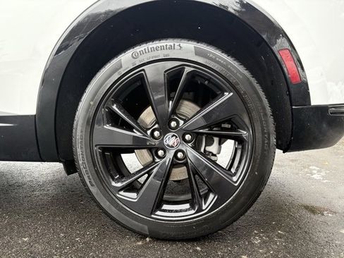 Used 2023 Buick Envision Essence w/ Technology Package I image 14