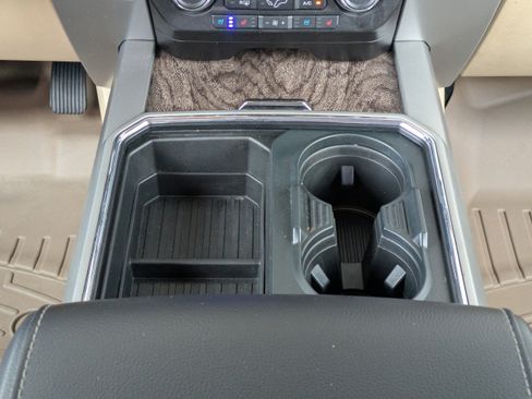 Used 2019 Ford F450 Lariat w/ Lariat Ultimate Package AWD/4WD image 20