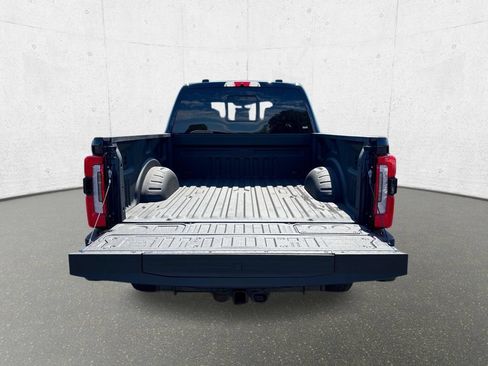 Used 2025 Ford F250 Platinum AWD/4WD image 10