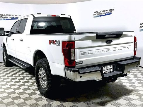Used 2022 Ford F250 XLT w/ XLT Premium Package AWD/4WD image 8