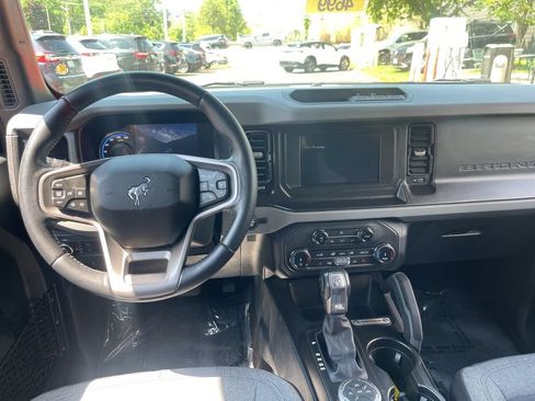 Used 2022 Ford Bronco Big Bend AWD/4WD image 11