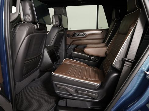 Used 2025 GMC Yukon Denali Ultimate image 20