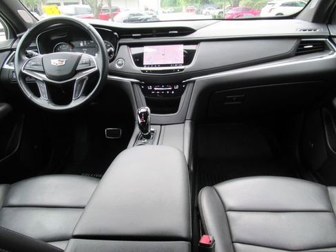 Used 2024 Cadillac XT5 Sportv w/ LPO, Floor Liner Package AWD/4WD image 13