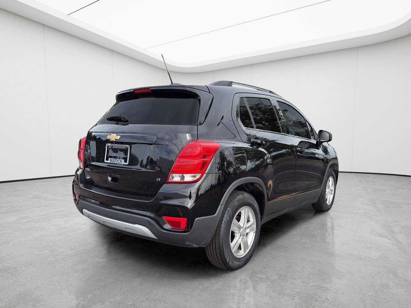 Used 2020 Chevrolet Trax LT FWD image 19
