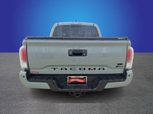 Used 2023 Toyota Tacoma TRD Sport w/ Technology Package image 5