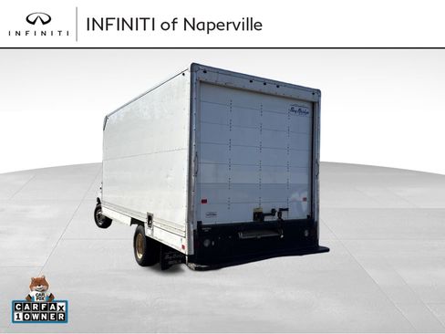 Used 2018 Ford E-350 and Econoline 350 Super Duty w/ Power Windows & Locks Group image 3