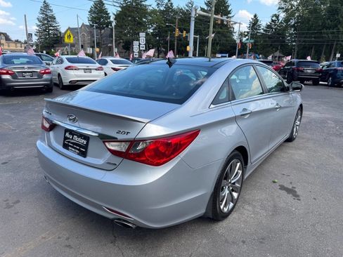 Used 2012 Hyundai Sonata Limited w/ Navigation Pkg FWD image 5