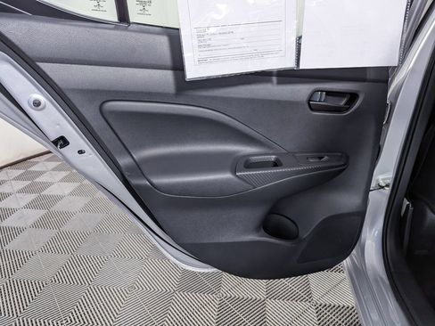 Used 2020 Nissan Versa S FWD image 37