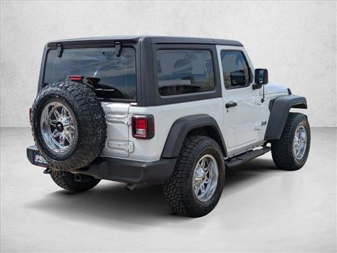 Used 2019 Jeep Wrangler Sport AWD/4WD image 5