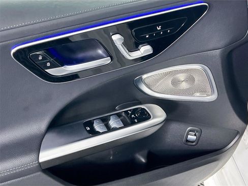Certified 2024 Mercedes-Benz C 300 4MATIC Sedan image 16