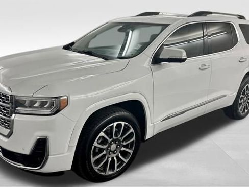 Used 2022 GMC Acadia Denali w/ Denali Ultimate Package image 4