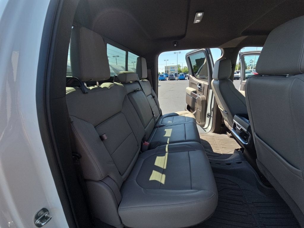 Used 2021 GMC Sierra 1500 SLT w/ SLT Premium Package AWD/4WD image 21