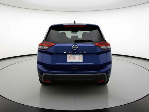 Used 2025 Nissan Rogue SV FWD image 7