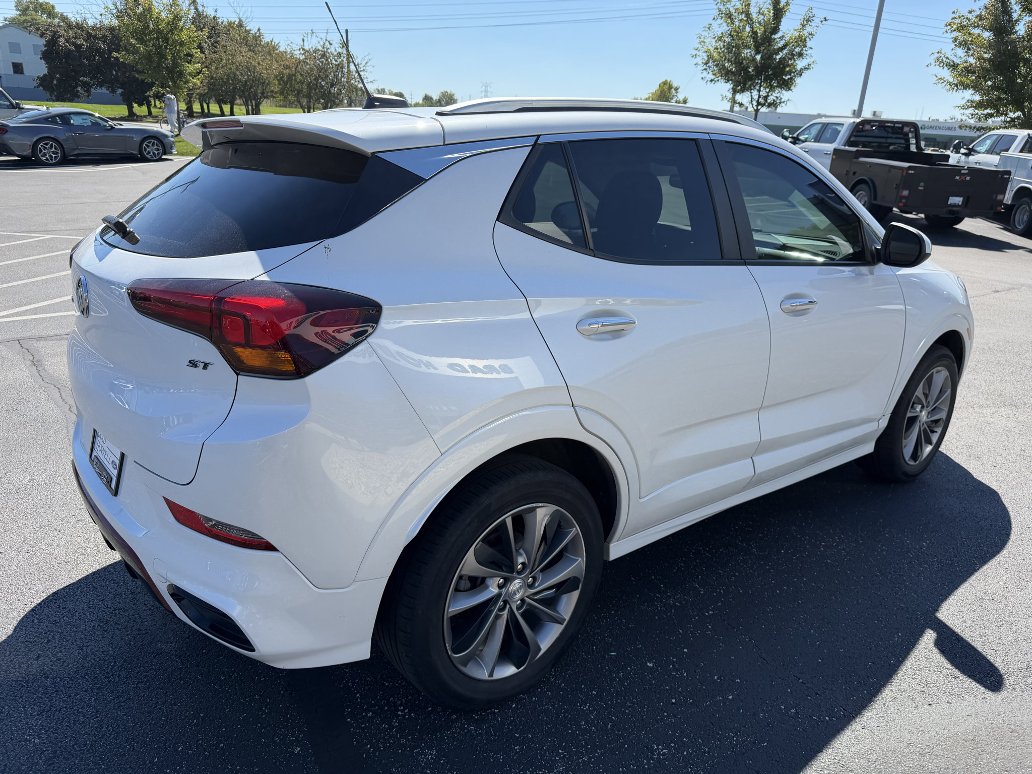 Used 2022 Buick Encore GX Preferred w/ Sport Touring Package FWD image 6