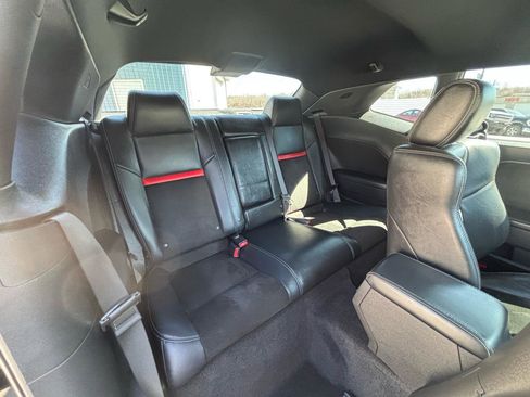 Used 2009 Dodge Challenger SRT8 w/ SRT Option Group II image 25