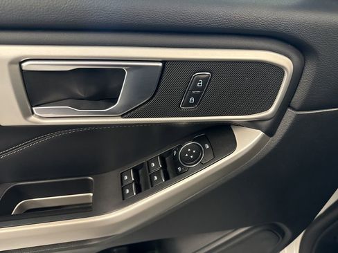 Certified 2023 Ford Explorer XLT w/ Equipment Group 202A image 17