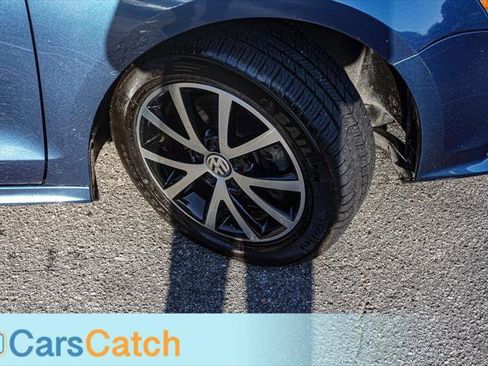 Used 2018 Volkswagen Jetta SE image 17