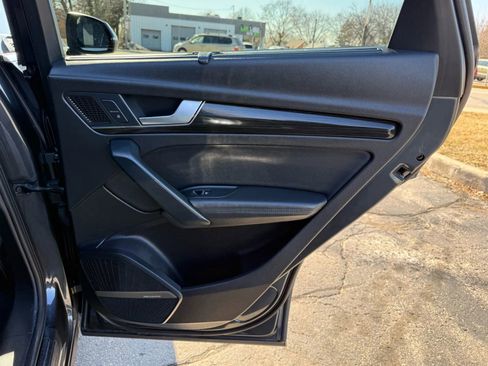 Used 2018 Audi Q5 Prestige image 19