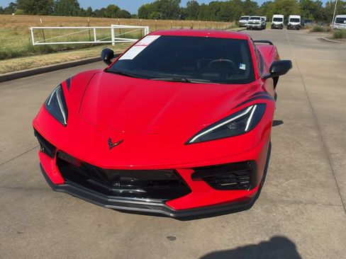 Used 2023 Chevrolet Corvette Stingray Premium Conv w/ Z51 Performance Package RWD image 4