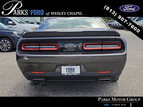 Used 2023 Dodge Challenger SXT RWD image 5