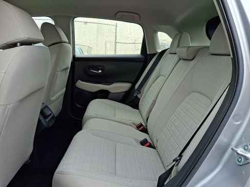 Certified 2024 Honda HR-V LX image 10