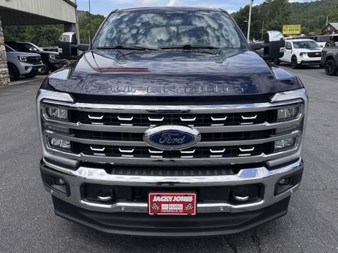Certified 2024 Ford F250 Lariat w/ Lariat Ultimate Package AWD/4WD image 3