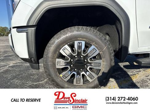 New 2026 GMC Sierra 2500 Denali w/ Denali Reserve Package AWD/4WD image 10