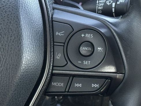 Used 2024 Toyota Camry SE FWD image 14