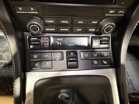 Used 2022 Porsche 718 Boxster image 50