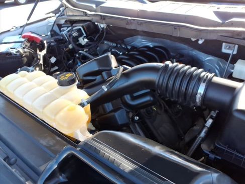 Used 2022 Ford F150 Lariat w/ Equipment Group 501A Mid image 11