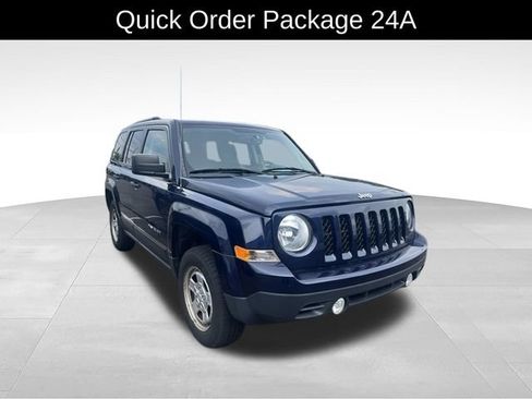 Used 2017 Jeep Patriot Sport FWD image 1