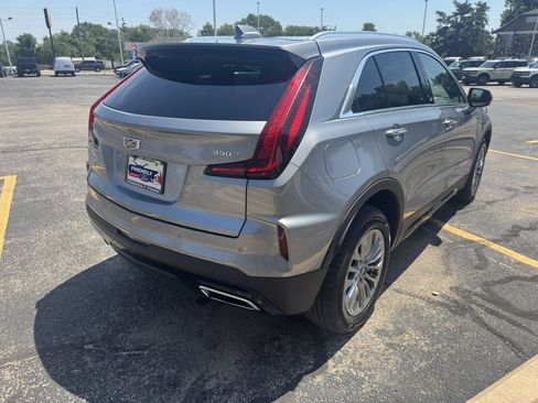 Used 2024 Cadillac XT4 Premium Luxury AWD/4WD image 8