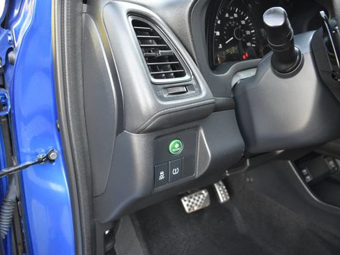 Used 2022 Honda HR-V Sport image 16