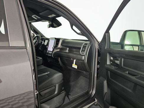 New 2026 RAM 2500 Tradesman AWD/4WD image 38