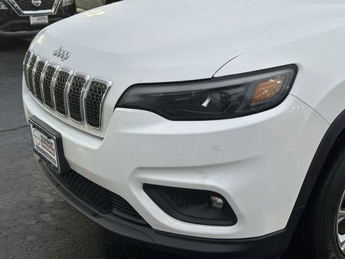 Used 2019 Jeep Cherokee Latitude Plus w/ Cold Weather Group image 9
