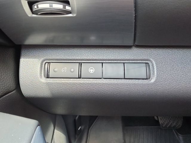 Used 2023 Nissan Pathfinder Rock Creek AWD/4WD image 22