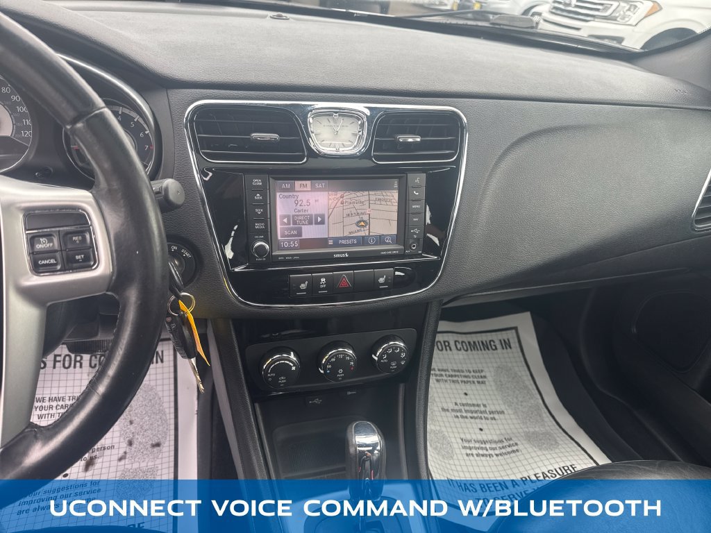 Used 2011 Chrysler 200 Limited FWD image 18
