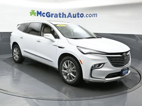 Certified 2023 Buick Enclave Essence w/ Experience Buick Package image 2