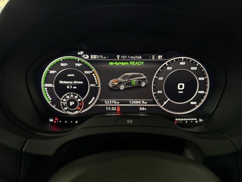 Used 2017 Audi A3 e-tron Premium Plus w/ Technology Package image 11