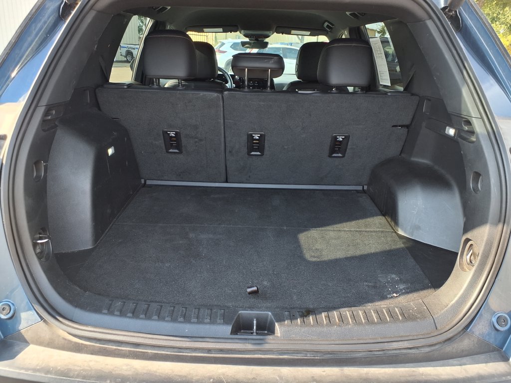 Used 2025 Chevrolet Equinox LT w/ Convenience Package II AWD/4WD image 8