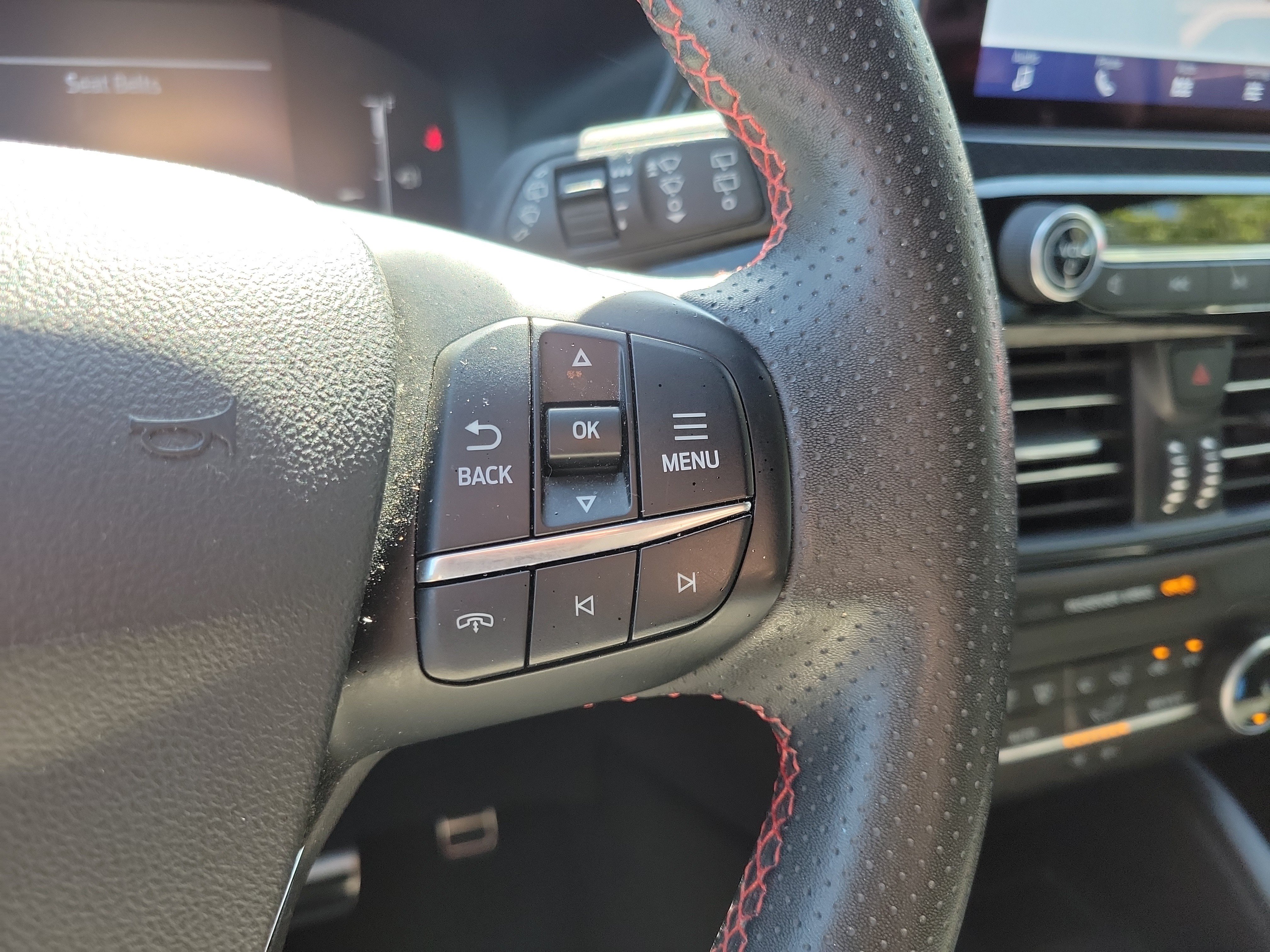 Used 2024 Ford Escape ST-Line FWD image 24