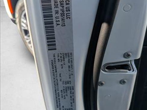 Used 2023 Jeep Wagoneer L 4WD w/ Premium Group I image 25