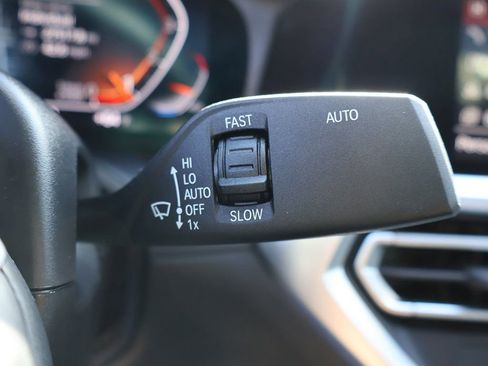 Used 2022 BMW 330i Sedan w/ Driving Assistance Package RWD image 42