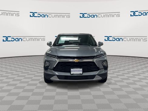 Used 2025 Chevrolet Blazer LT AWD/4WD image 3